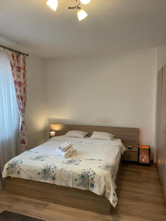 O Sole Mio Aparthotel Bukarest Exteriör bild