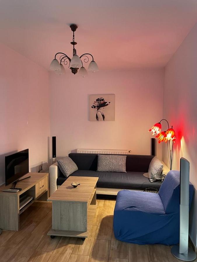 O Sole Mio Aparthotel Bukarest Exteriör bild